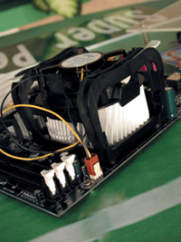 Для Pentium 4 в 478-контактном исполнении разработаны кулеры специальной конструкции.
