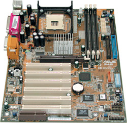 ASUS P4B — уютное местечко для Pentium 4 и SDRAM.
