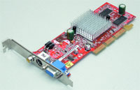 Radeon 9200 SE — сама простота. Radeon 9600 SE — возможности меньше, но разводка проще и дешевле. Radeon 9600 XT — логотипа на вентиляторе дизайнерам не хватило.