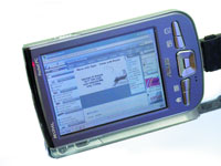 ASUS MyPal A730 — классический наладонник с VGA-дисплеем, готовый принять Windows Mobile 2003 SE.