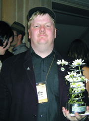  Тим Хэррод (Tim Harrod) из The Onion, 2002 год.