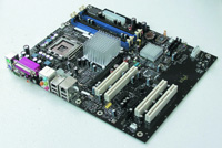 Плата Intel D925XCV на чипсете Intel 925X.