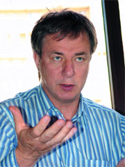 Александр Галицкий — основатель компаний НПЦ «ЭЛВИС» (www.elvees.ru), «ЭЛВИС-ПЛЮС» (www.elvis.ru), «ЭЛВИС-Телеком» (www.telekom.ru), TrustWorks Systems (сейчас Synartra Ltd., 
входит в состав Hamsard Group) и EzWIM (www.ezwim.com). Ранее был одним из руководителей советского оборонного предприятия аэрокосмических исследований НПО «ЭЛАС». 
Ему принадлежит более тридцати изобретений и патентов. 
Александр является президентом российского «Тех Тура», который пройдет в конце сентября 2004 года.