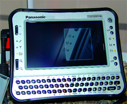 "����������" UMPC �� Panasonic 